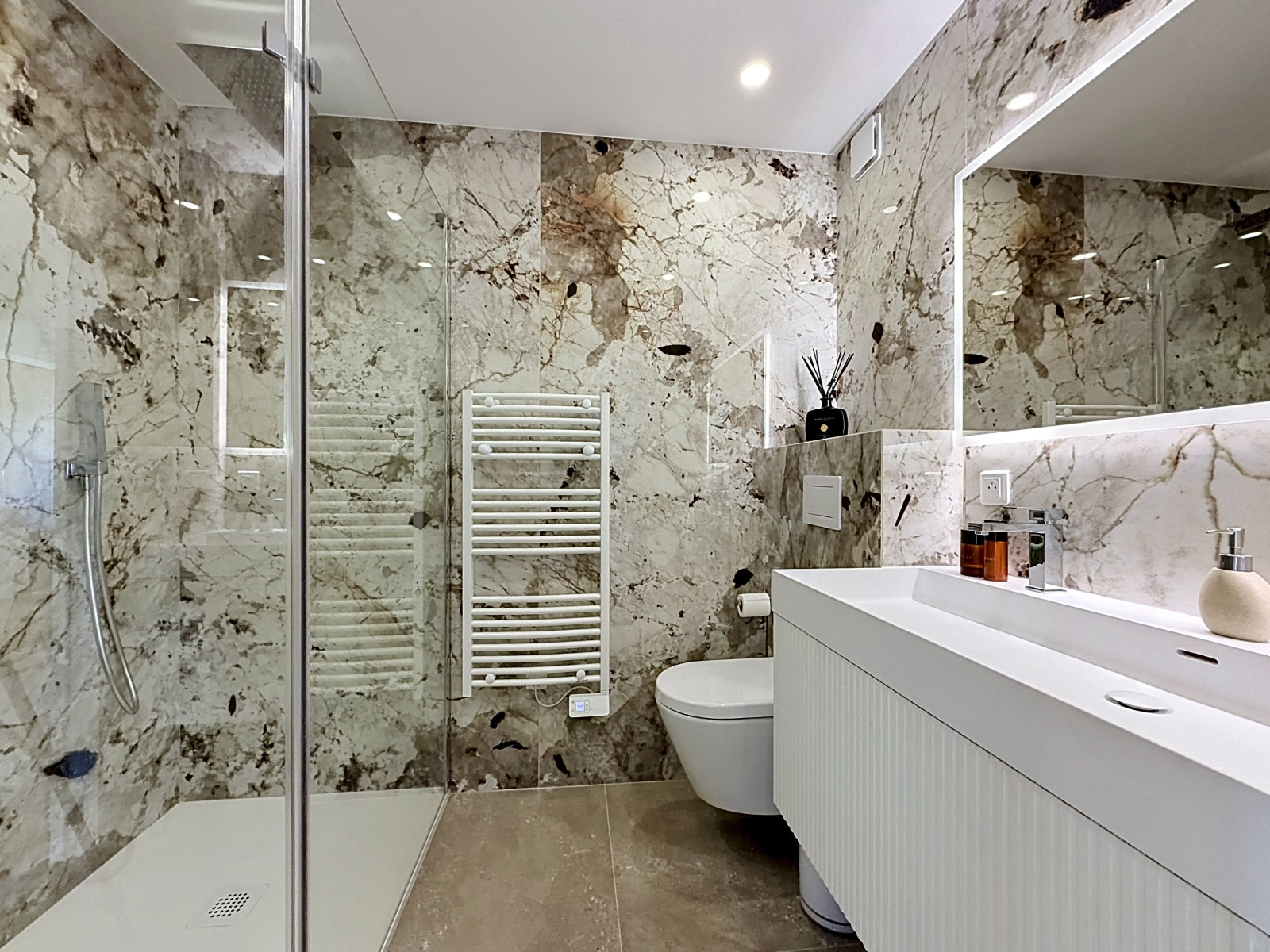 
                                                Vente
                                                 Nice Rimiez - Superbe 4 pièces 98m2