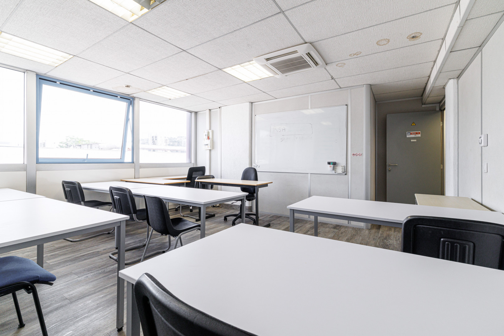 
                                                Location
                                                 NICE - RTE DE GRENOBLE