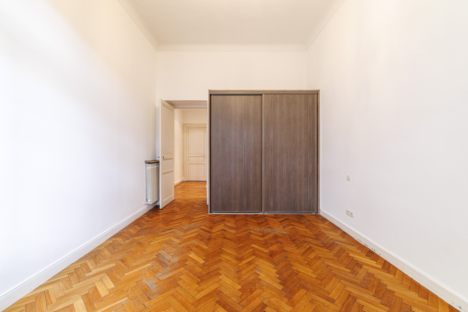 
                                                Vente
                                                 Nice - Saint-Sylvestre- Grand 5/6 pièces