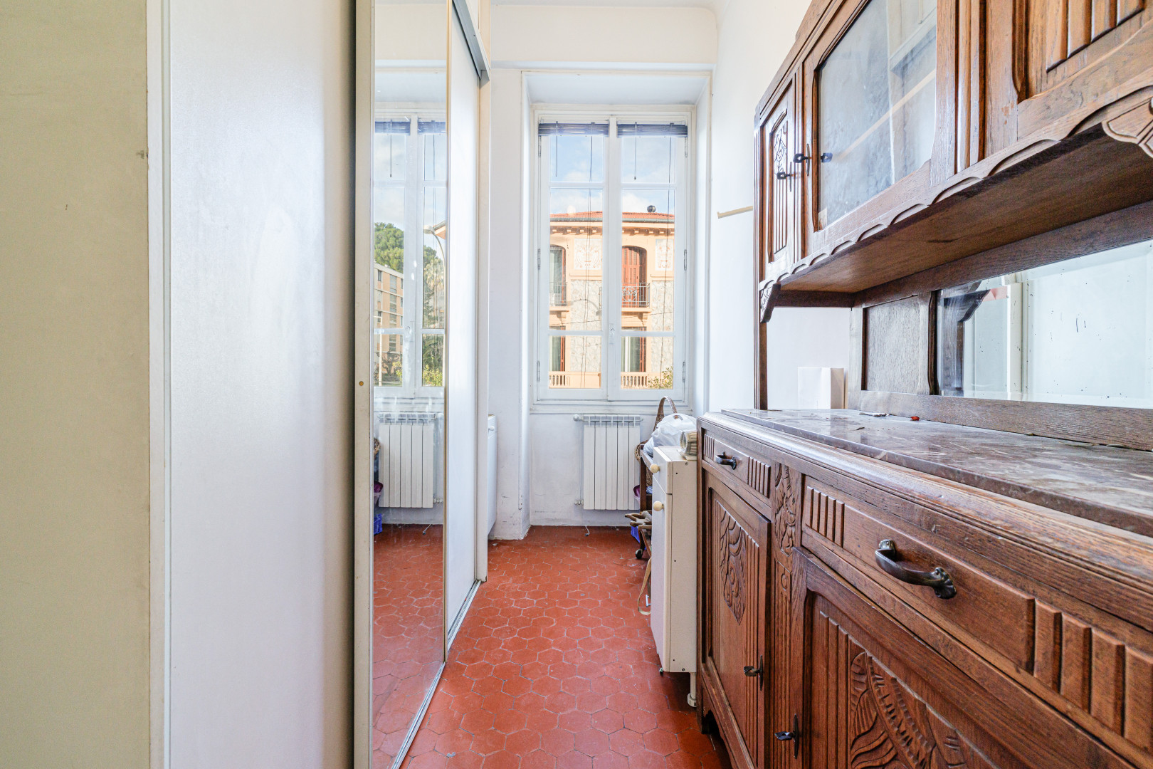 
                                                Vente
                                                 Nice - Saint-Sylvestre- Grand 5/6 pièces