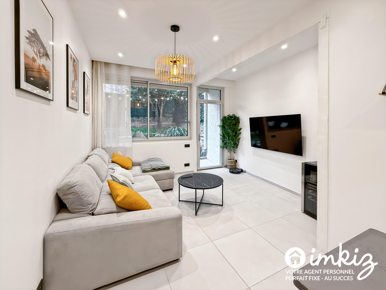 
                                                Vente
                                                 Nice -  Superbe T3 rénové avec jardin