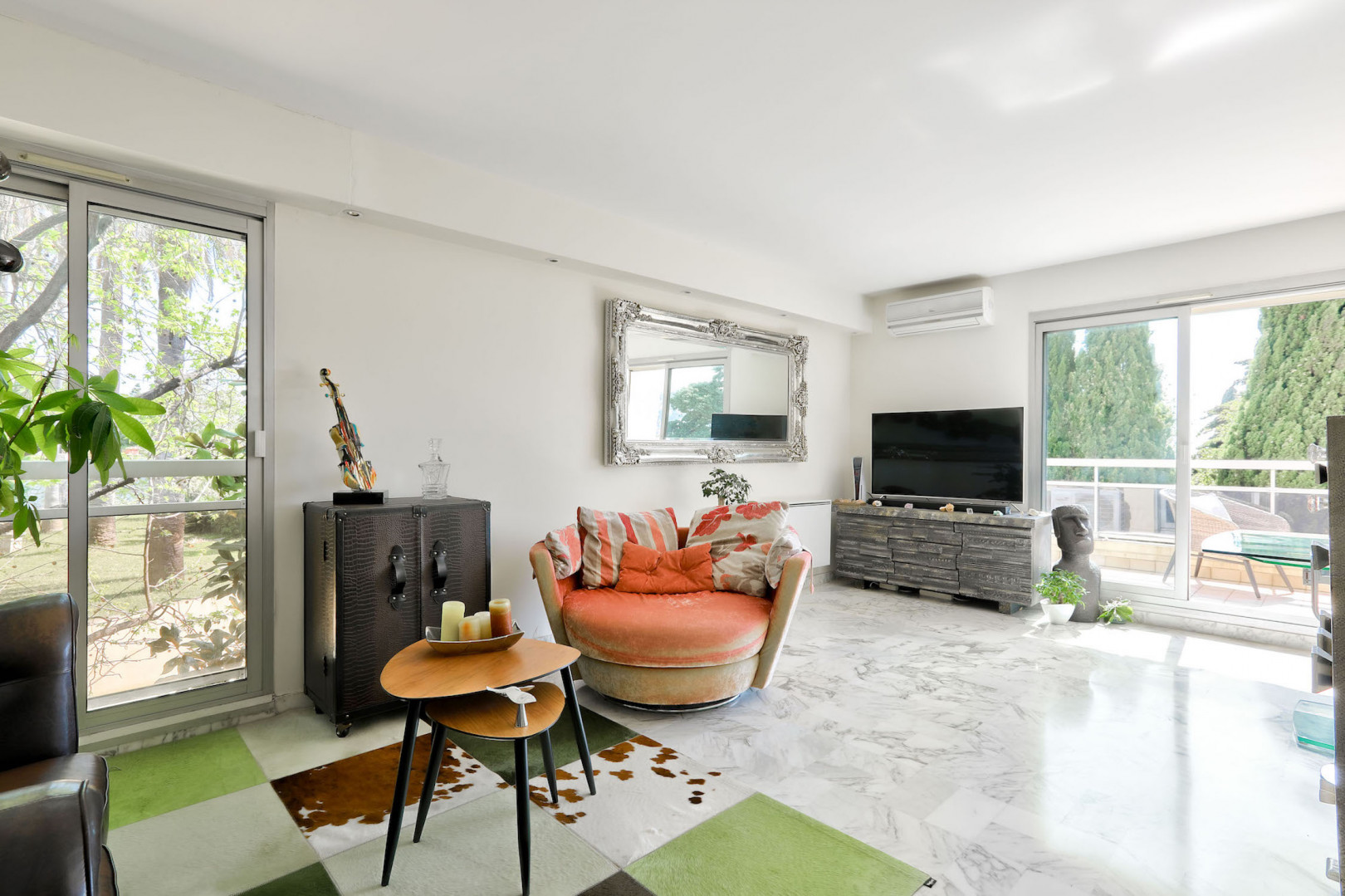
                                                Vente
                                                 Nice Valrose - 4 pièces en dernier étage avec terrasse