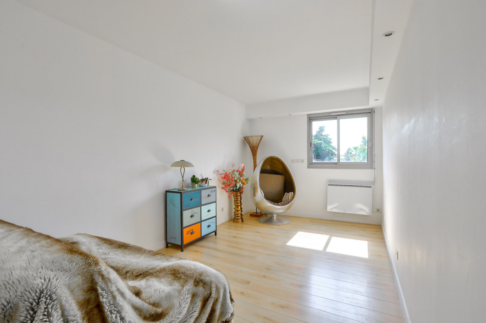 
                                                Vente
                                                 Nice Valrose - 4 pièces en dernier étage avec terrasse