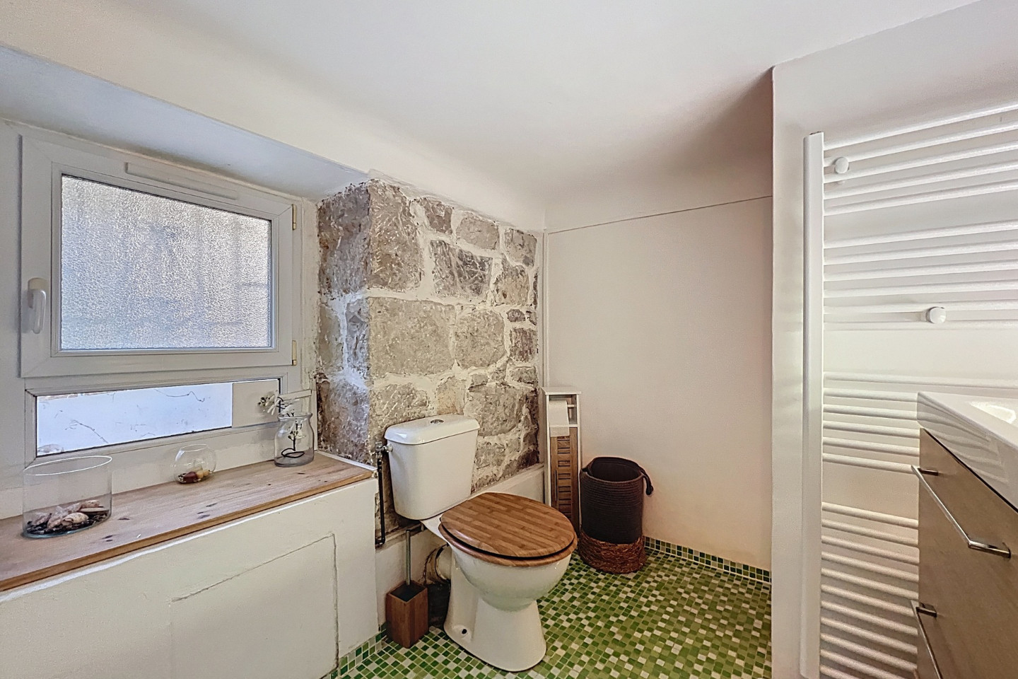 
                                                Vente
                                                 Nice Valrose - Charmant 2 pièces en duplex