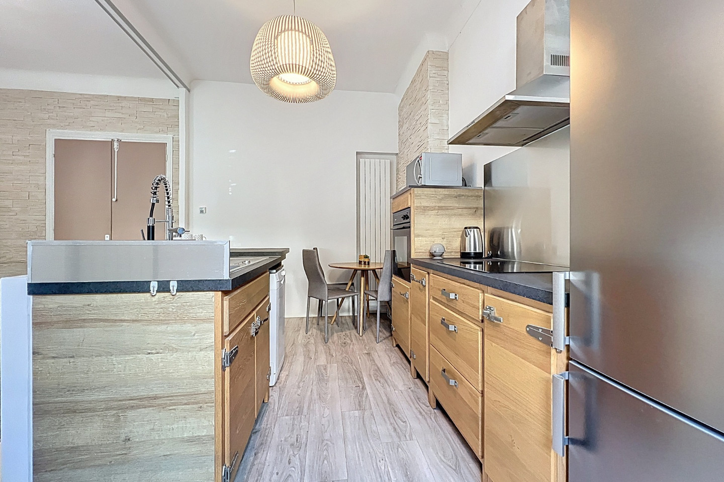 
                                                Vente
                                                 Nice Valrose - Charmant 2 pièces en duplex