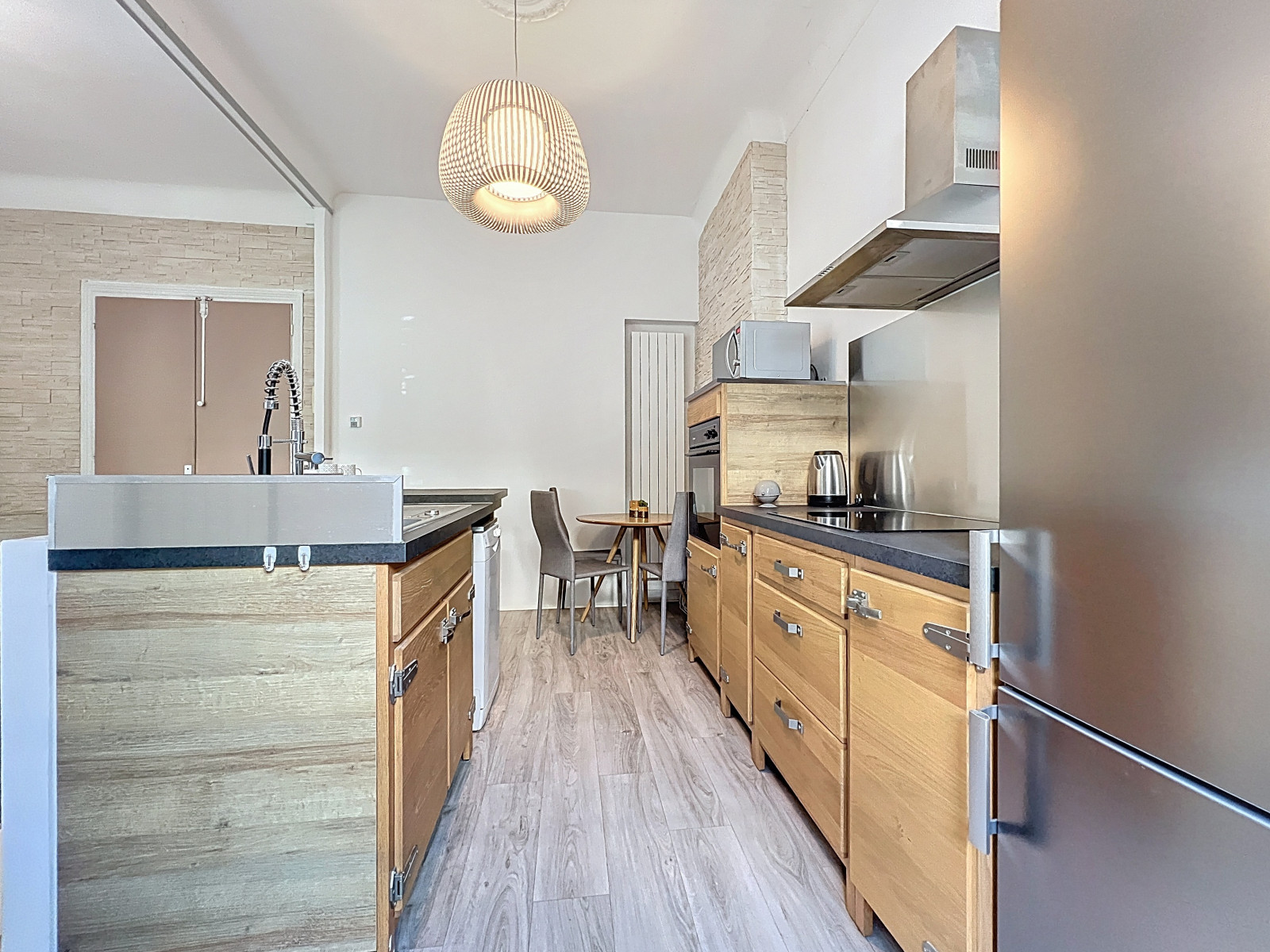 
                                                Vente
                                                 Nice Valrose - Charmant 2 pièces en duplex