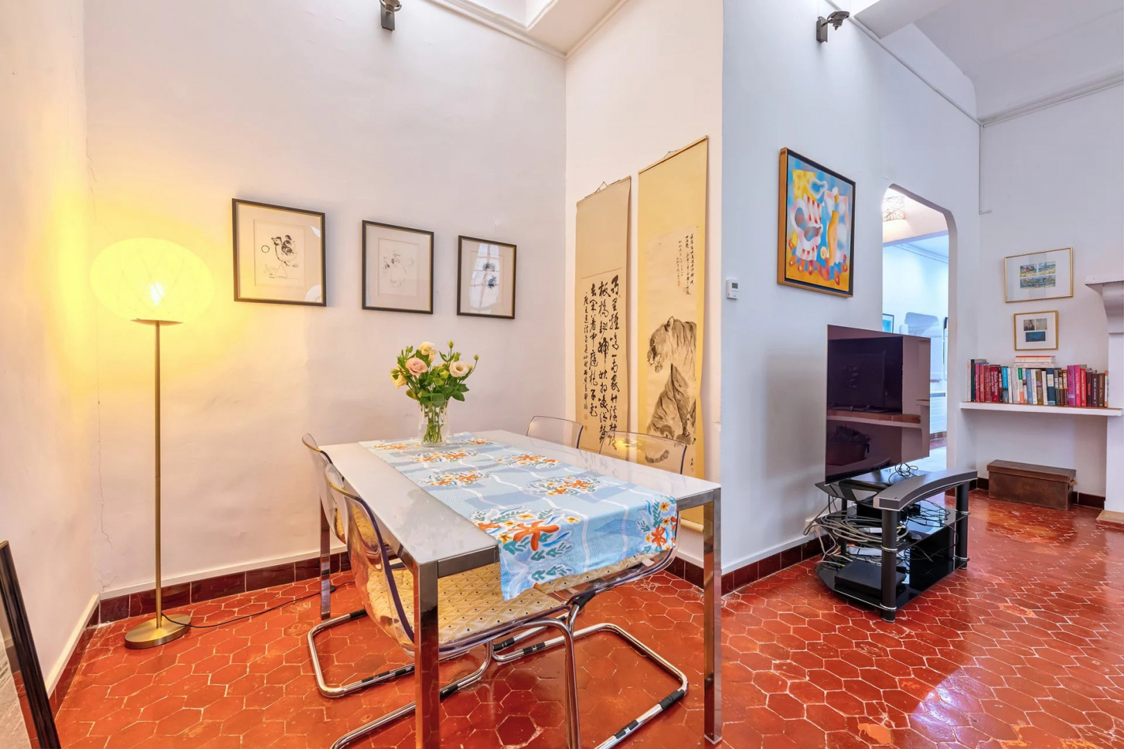 
                                                Vente
                                                 NICE - Vieille Ville : Élégant appartement 3 pièces de 109m² dan