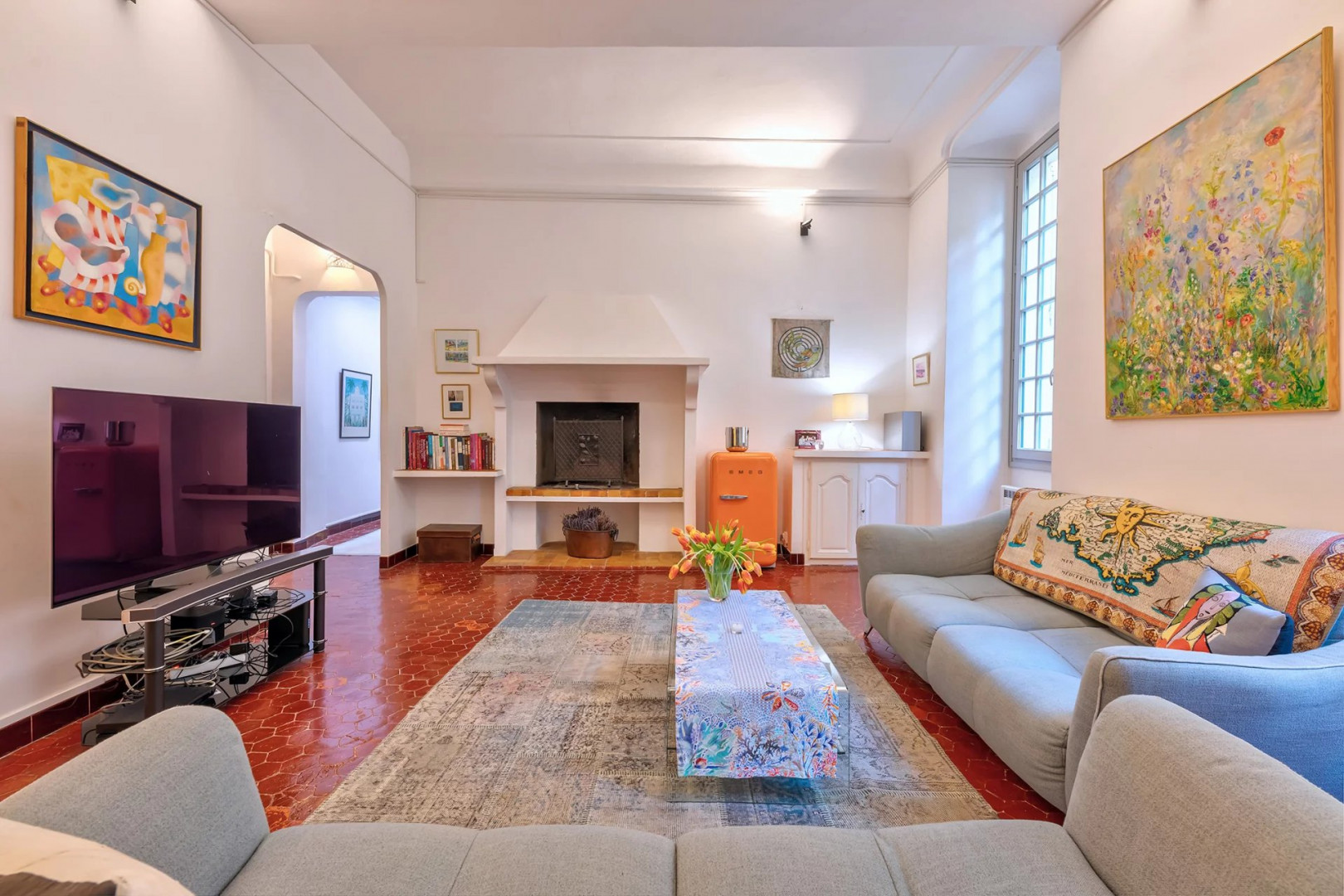
                                                Vente
                                                 NICE - Vieille Ville : Élégant appartement 3 pièces de 109m² dan