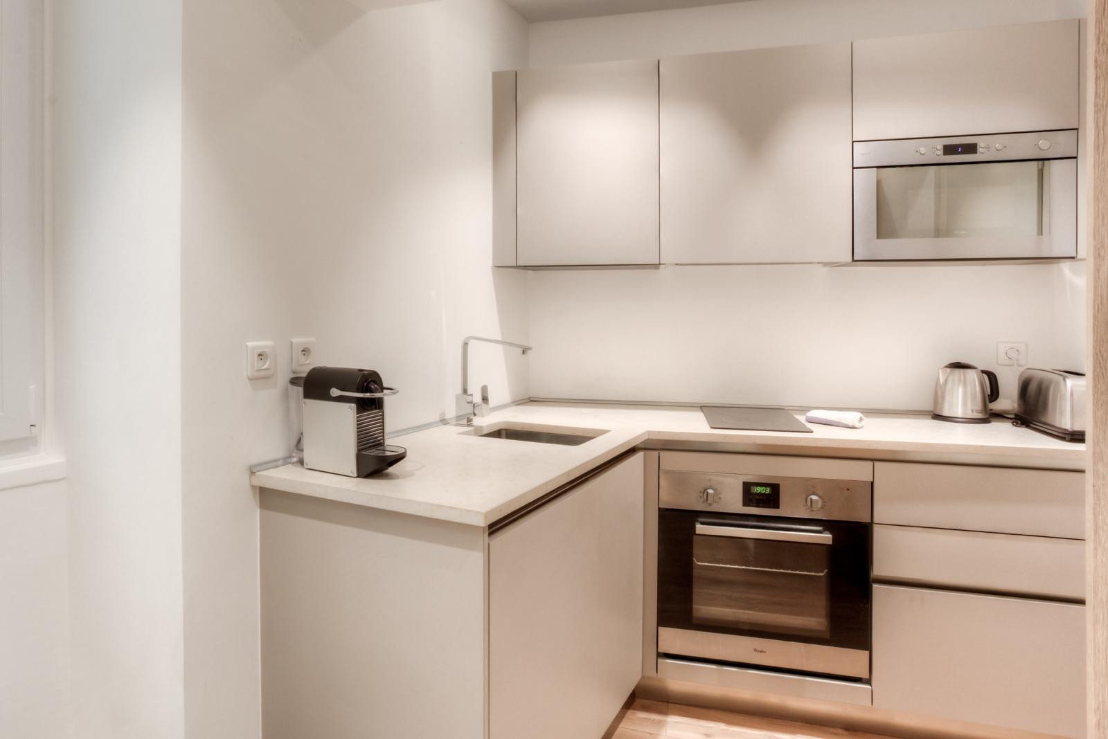 
                                                Vente
                                                 Nice - Vieux Nice - Charmant studio de 23 m² entièrement rénové a deux pas de la Place Rosetti