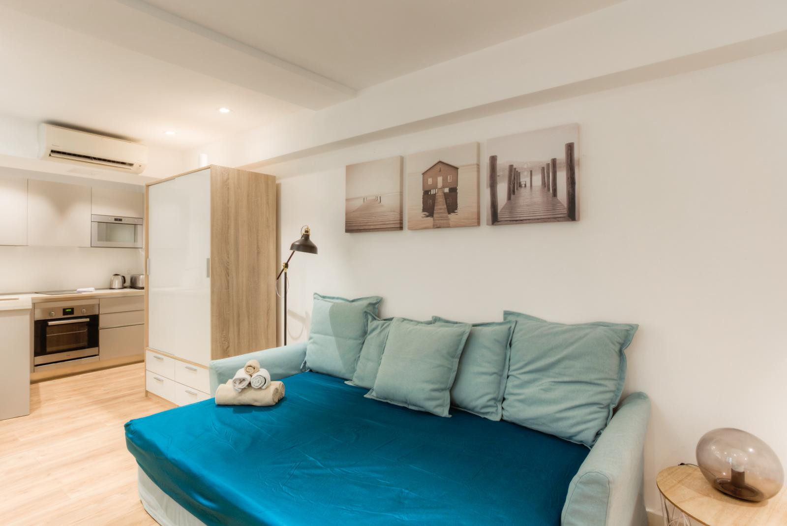 
                                                Vente
                                                 Nice - Vieux Nice - Charmant studio de 23 m² entièrement rénové a deux pas de la Place Rosetti