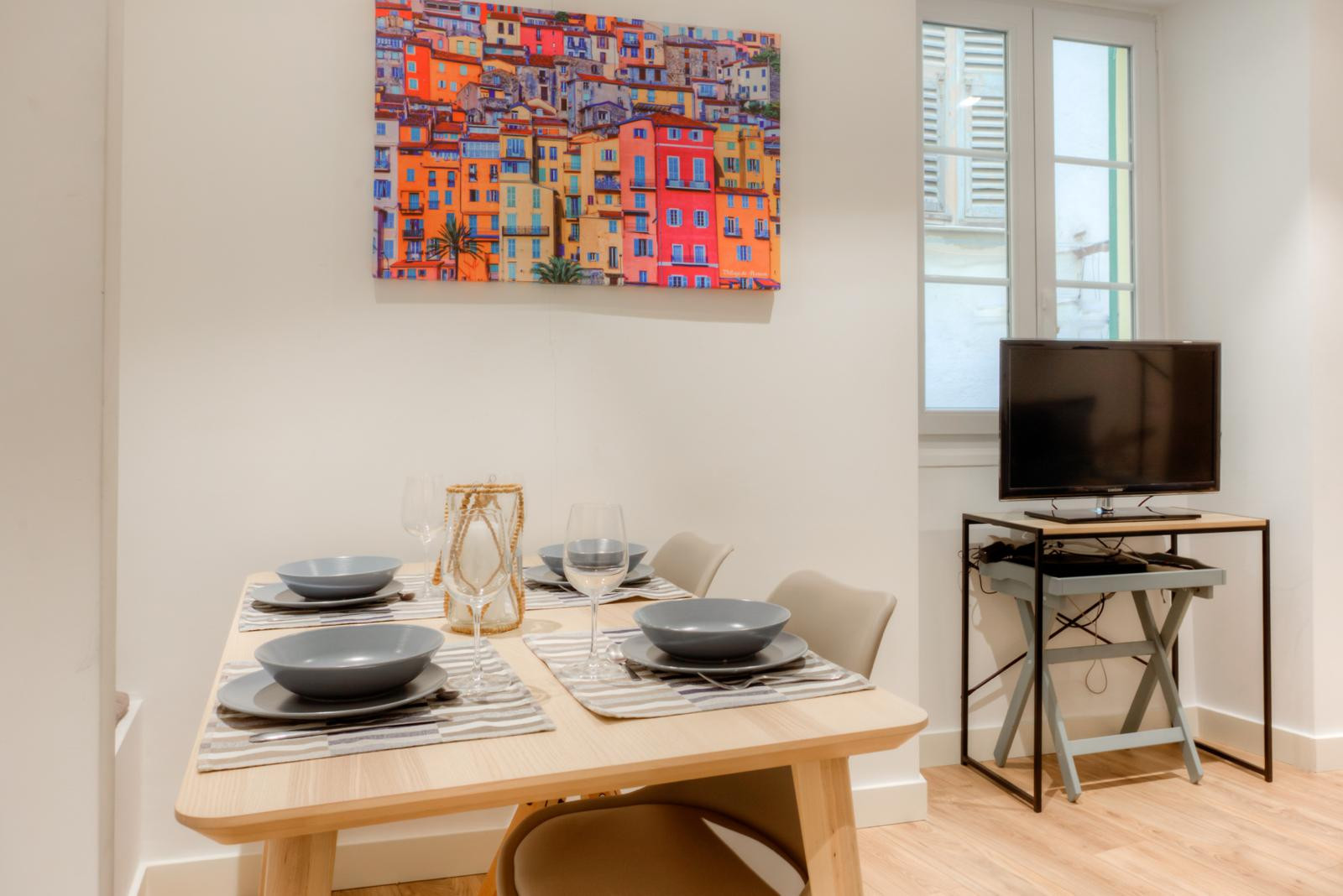 
                                                Vente
                                                 Nice - Vieux Nice - Charmant studio de 23 m² entièrement rénové a deux pas de la Place Rosetti