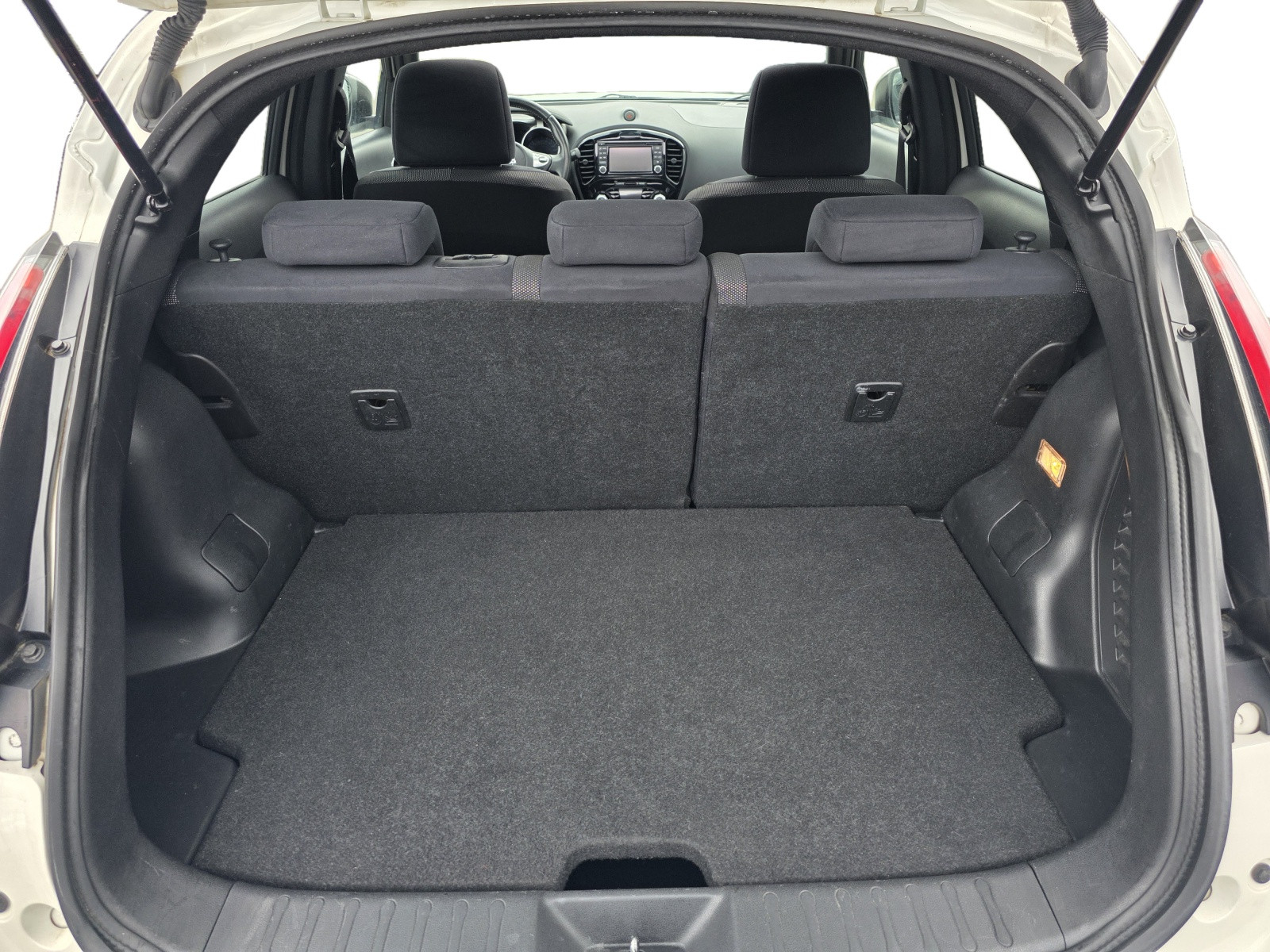 
                                                Voiture
                                                 NISSAN JUKE - 1.5 DCI 110 CV ACENTA - 5 CV