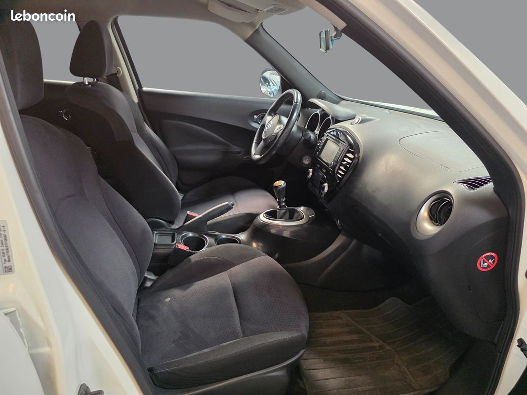 
                                                Voiture
                                                 Nissan juke - 1.5 dci 110 cv connect edition - 6 cv