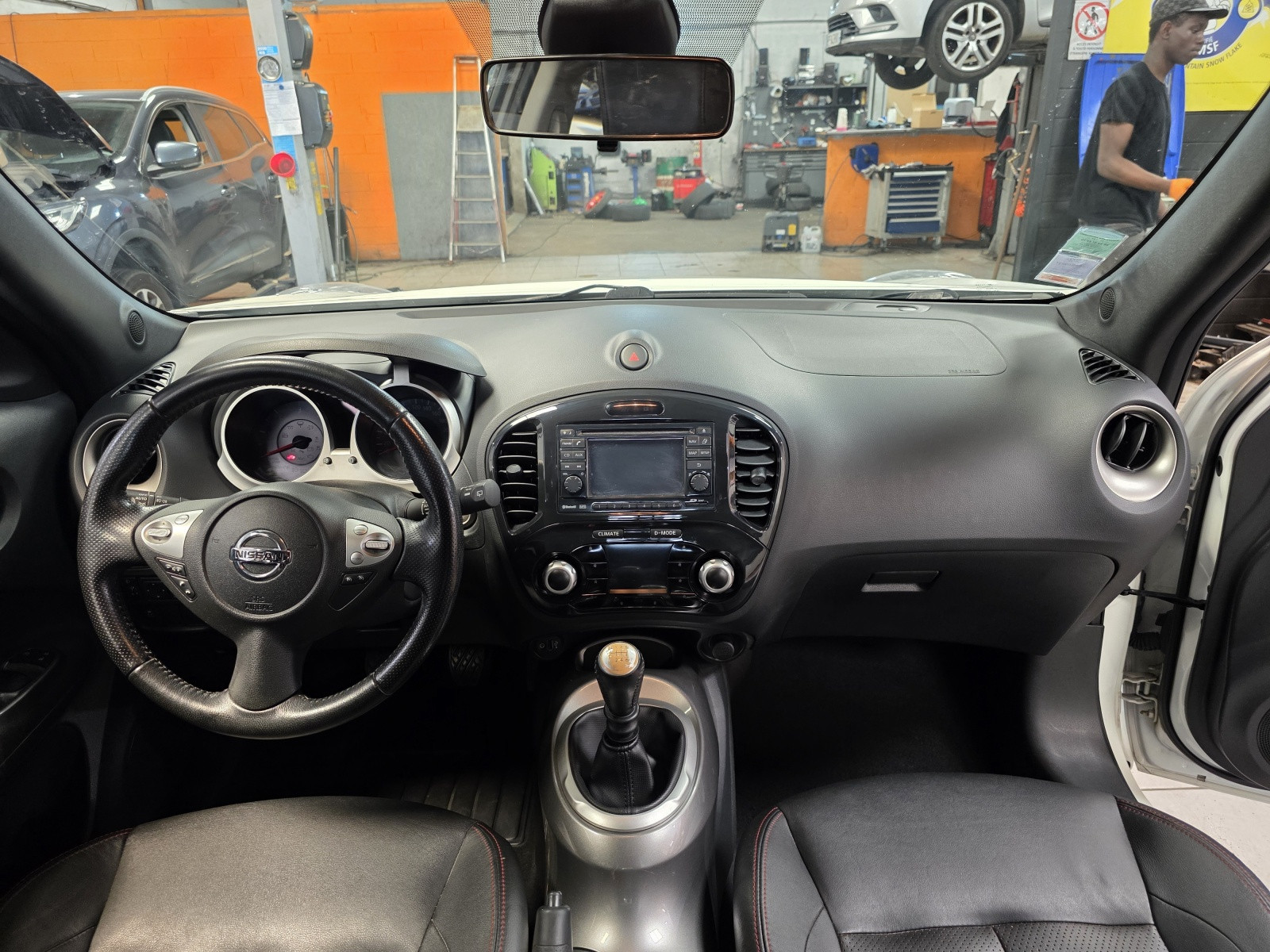 
                                                Voiture
                                                 NISSAN JUKE - 1.5 DCI 110 CV TEKNA - 6 CV