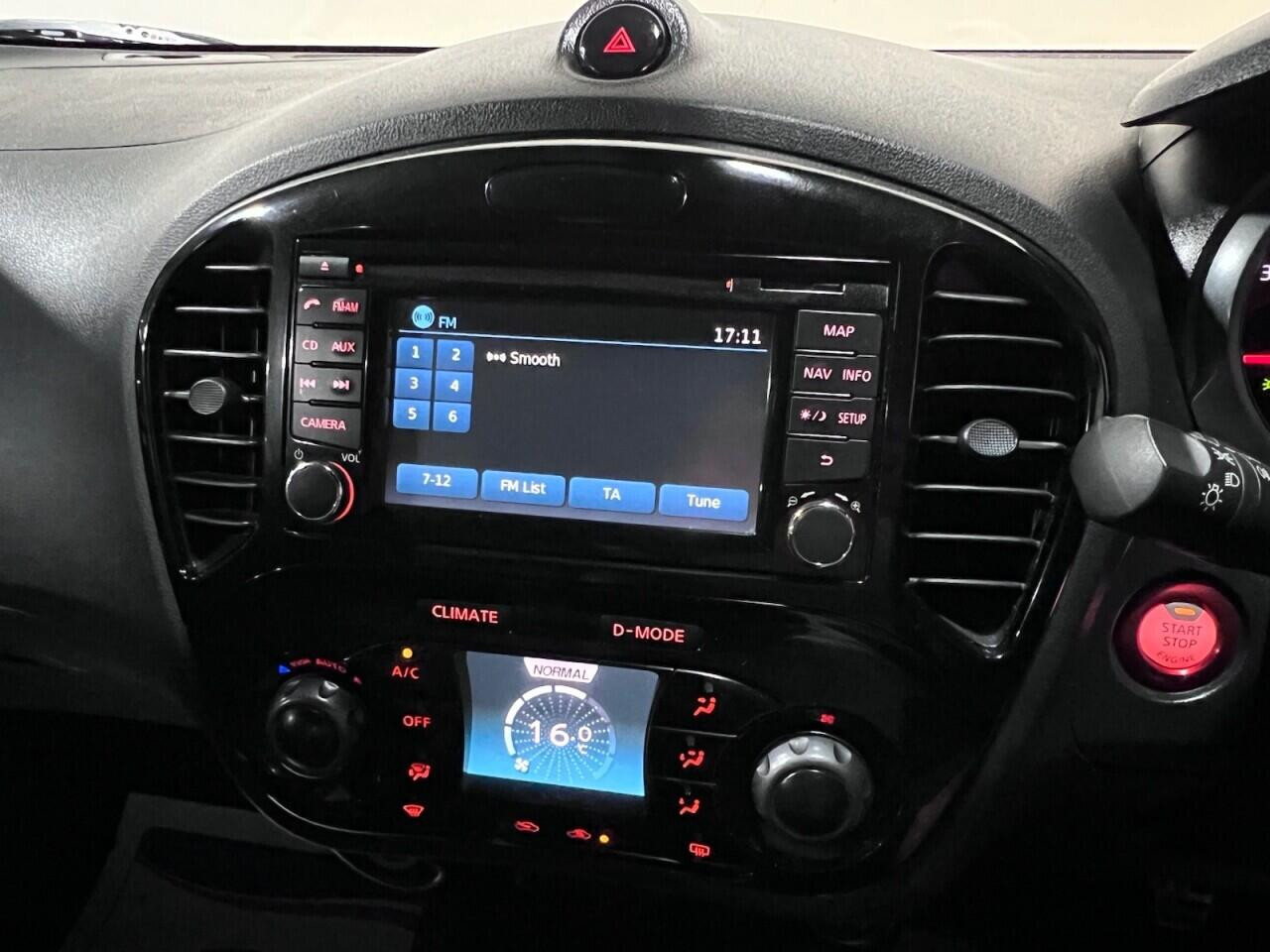 Voiture
                                                 Nissan Juke 1.6 DIG-T Nismo SUV 5dr Petrol Manual Euro 5 (200 ps)