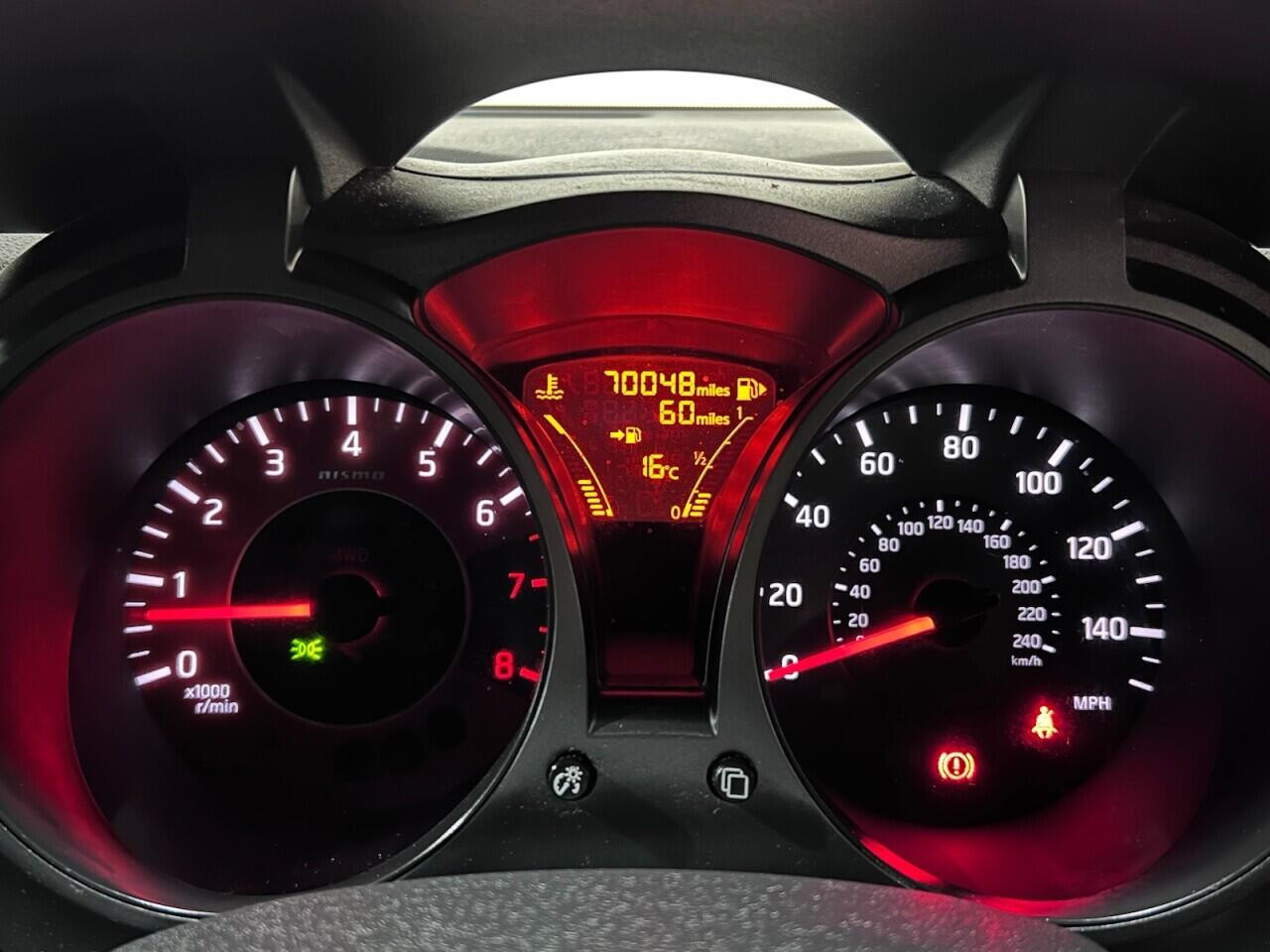 Voiture
                                                 Nissan Juke 1.6 DIG-T Nismo SUV 5dr Petrol Manual Euro 5 (200 ps)