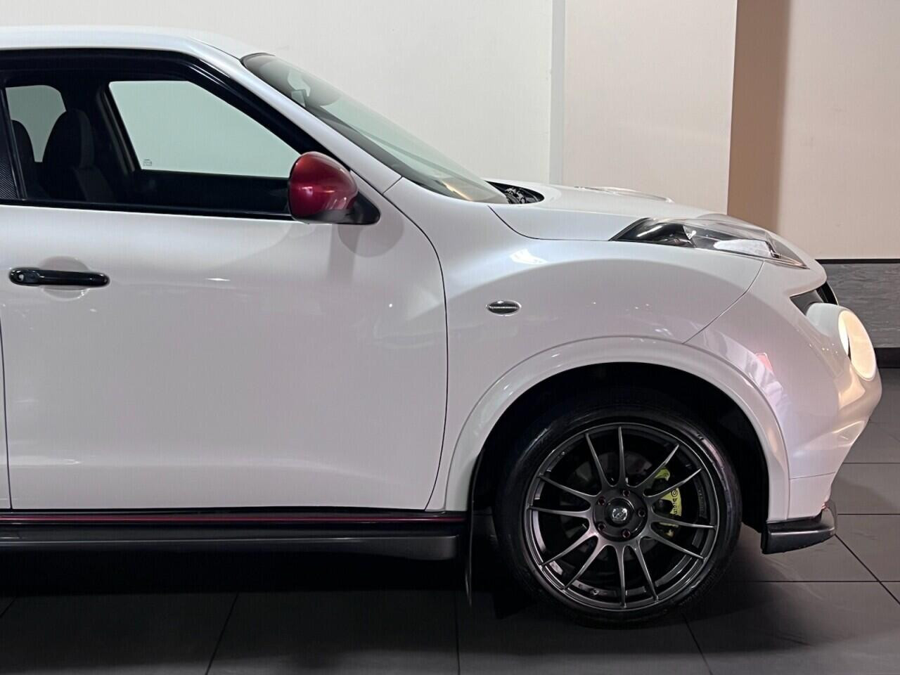 Voiture
                                                 Nissan Juke 1.6 DIG-T Nismo SUV 5dr Petrol Manual Euro 5 (200 ps)