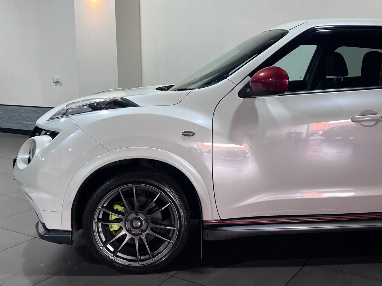 
                                                Voiture
                                                 Nissan Juke 1.6 DIG-T Nismo SUV 5dr Petrol Manual Euro 5 (200 ps)