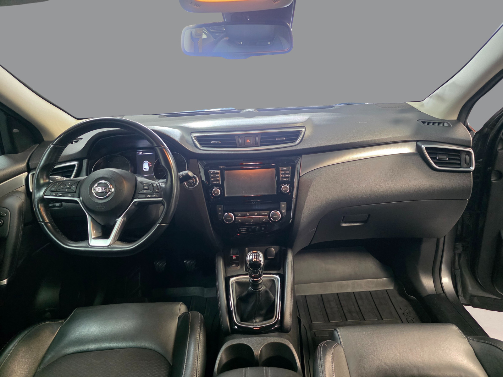 
                                                Voiture
                                                 Nissan qashqai - 1.5 dci 110 cv tekna+