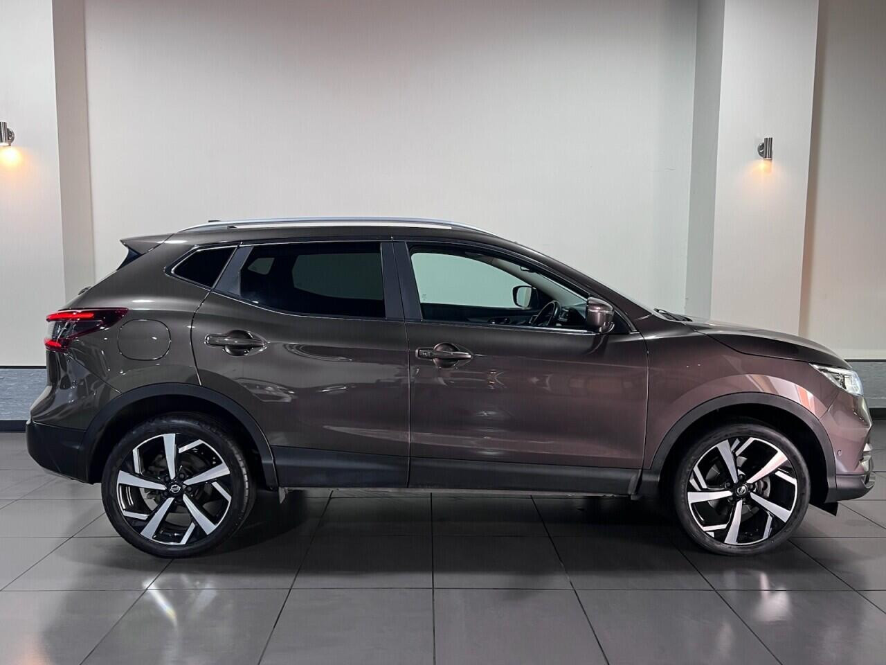 Voiture
                                                 Nissan Qashqai 1.5 dCi Tekna SUV 5dr Diesel Manual Euro 6 (s/s) (115 ps)