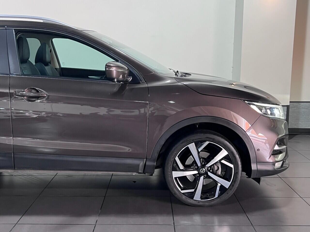 Voiture
                                                 Nissan Qashqai 1.5 dCi Tekna SUV 5dr Diesel Manual Euro 6 (s/s) (115 ps)