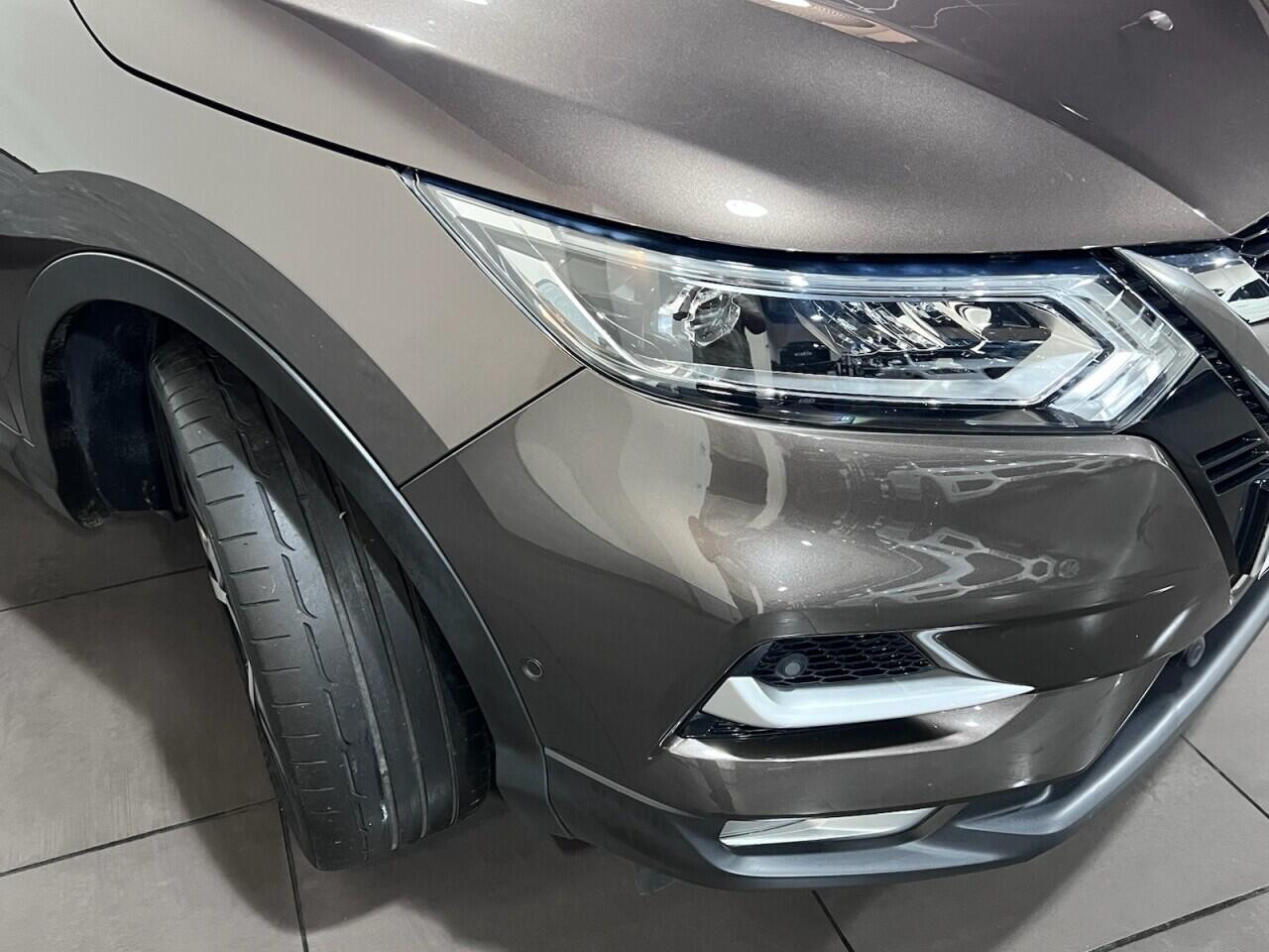 Voiture
                                                 Nissan Qashqai 1.5 dCi Tekna SUV 5dr Diesel Manual Euro 6 (s/s) (115 ps)