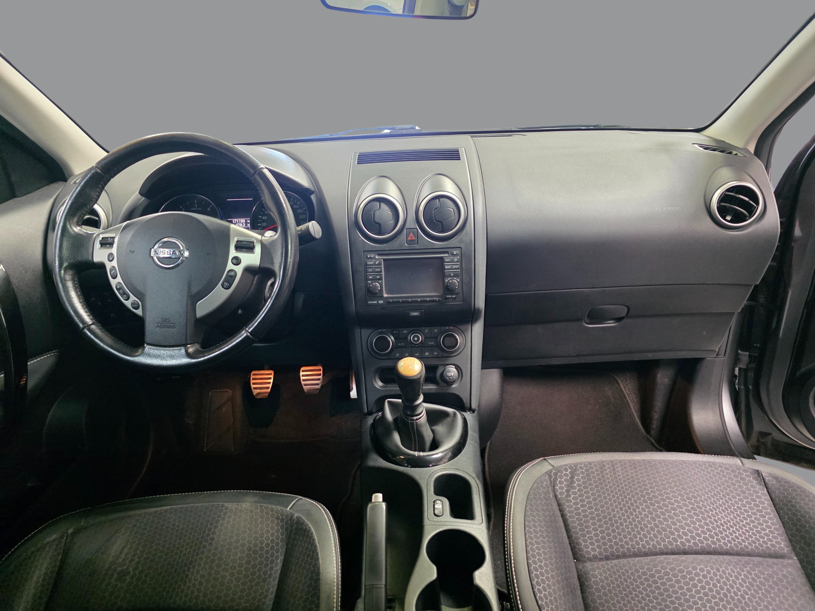 
                                                Voiture
                                                 NISSAN QASHQAI - 1.6 dCi 130 CV CONNECT EDITION