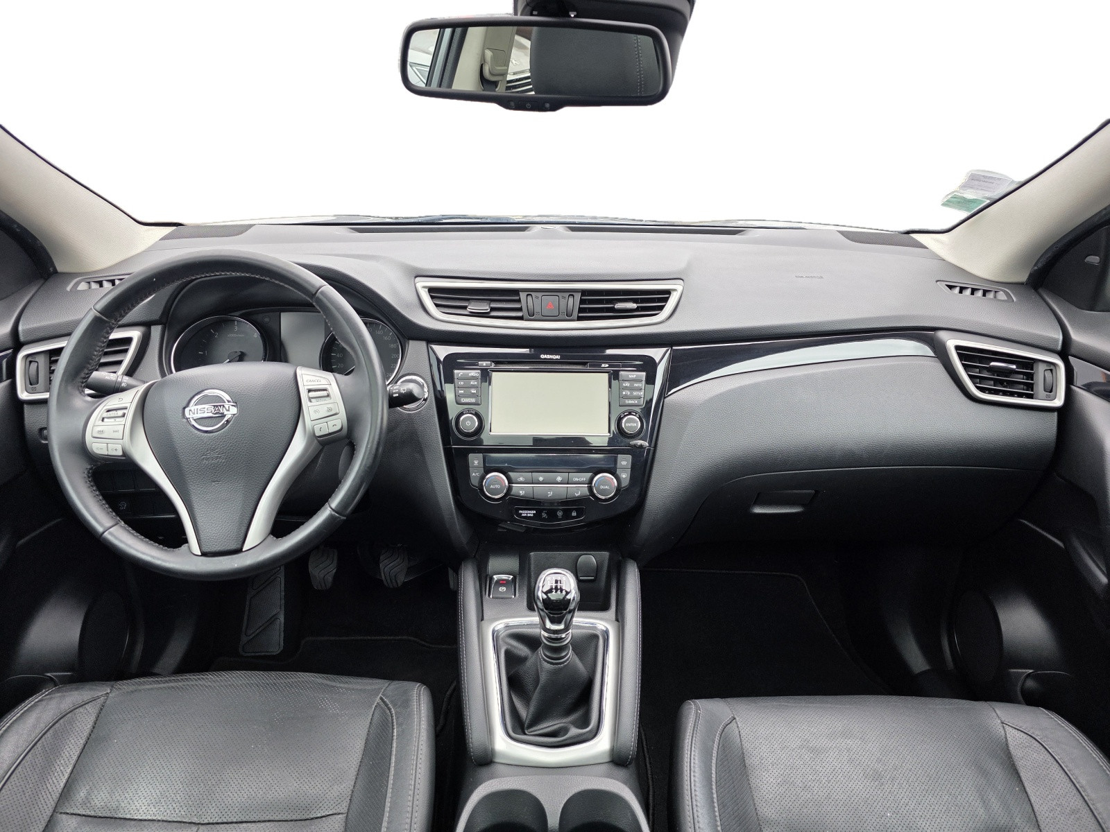 
                                                Voiture
                                                 NISSAN QASHQAI - 1.6 dCi 130 CV TEKNA - 7 CV