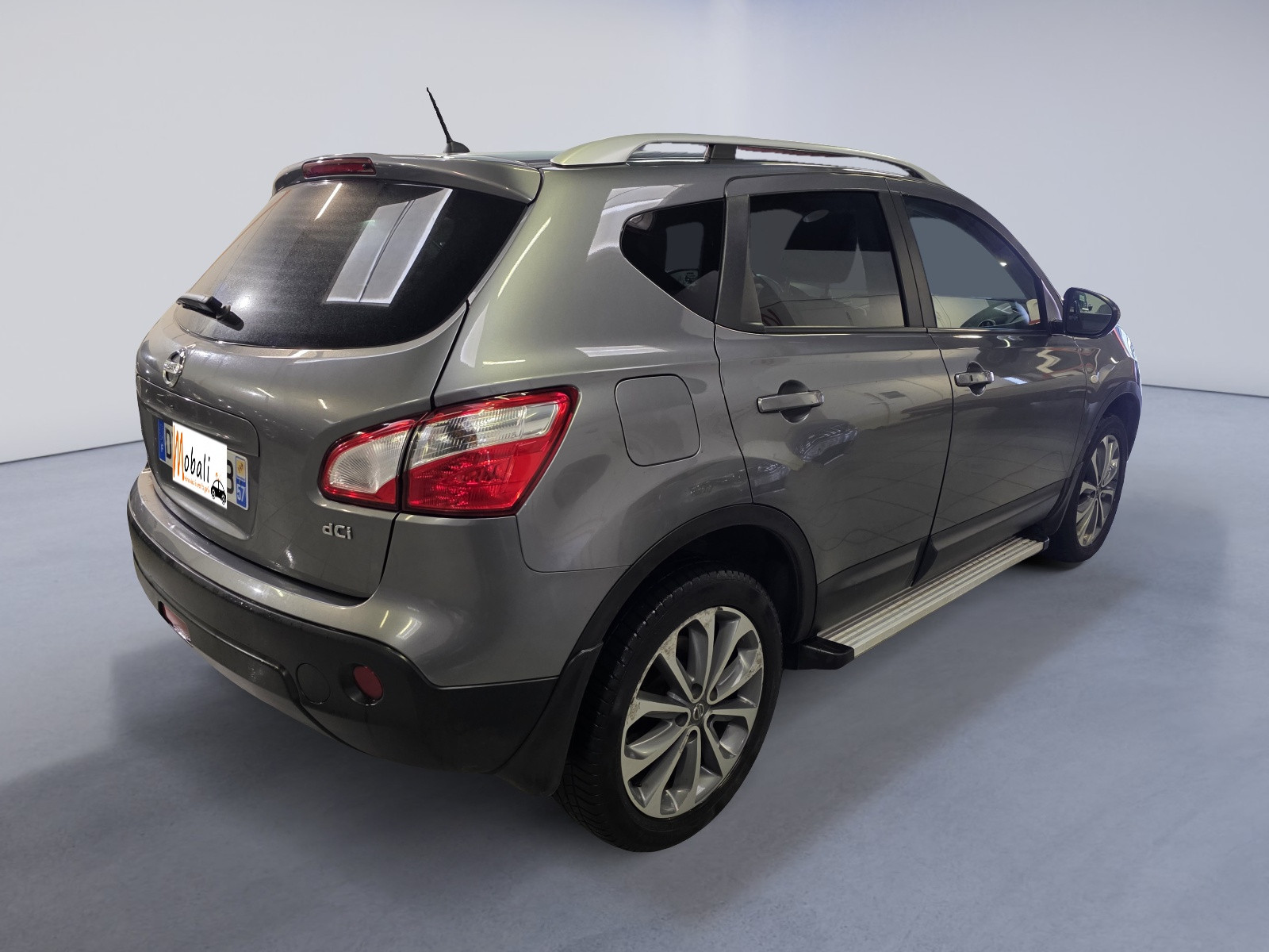 
                                                Voiture
                                                 Nissan Qashqai