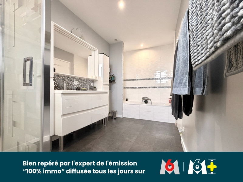 
                                                Vente
                                                 NOUVEAU - MAISON DESIGN - RIVES DU LOIR EN ANJOU