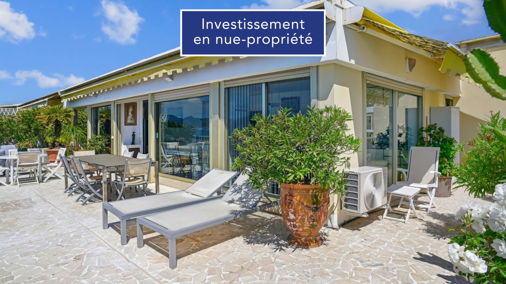 
                                                Vente
                                                 NUE-PROPRIETE- DERNIER ETAGE - 83 M² DE TERRASSES, AVEC 38% DE DECOTE.