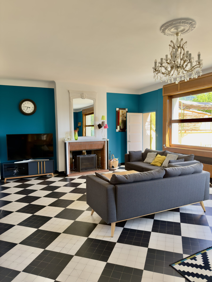 
                                                Vente
                                                 NYONS Centre DROME PROVENCALE VILLA 185M² 5 Chambres JARDIN 500M² TERRASSE PLEIN SUD
