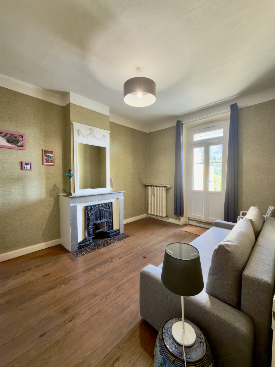 
                                                Vente
                                                 NYONS Centre DROME PROVENCALE VILLA 185M² 5 Chambres JARDIN 500M² TERRASSE PLEIN SUD