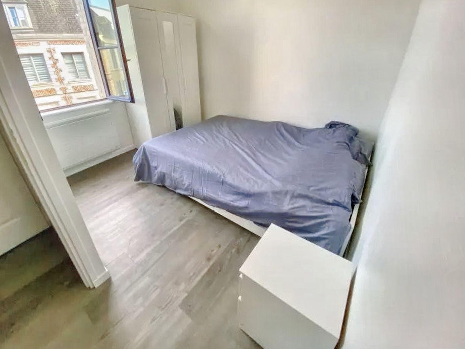 
                                                Location
                                                 Occasion rare : charmant duplex, idéalement situé