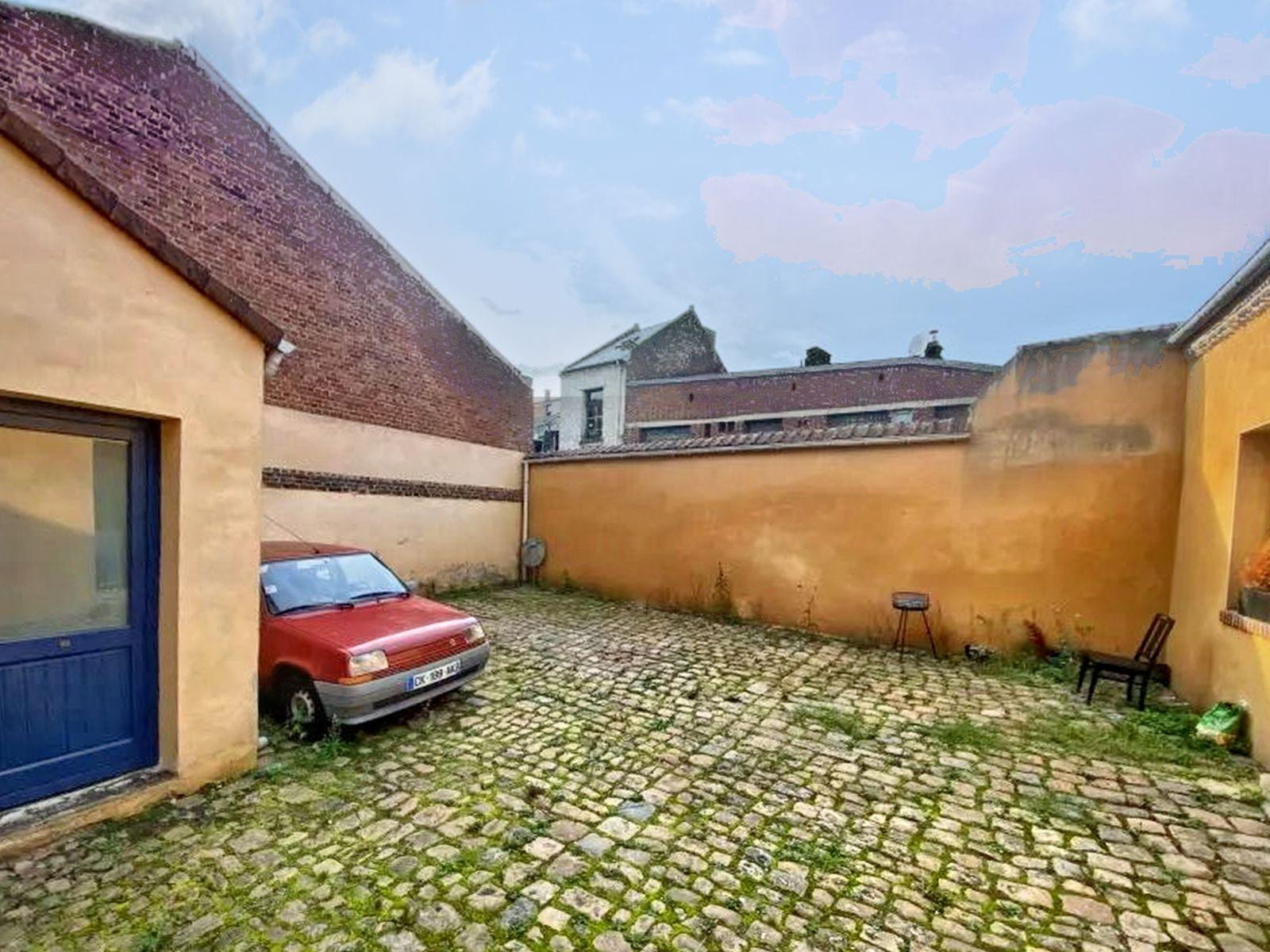 
                                                Location
                                                 Occasion rare : charmant duplex, idéalement situé