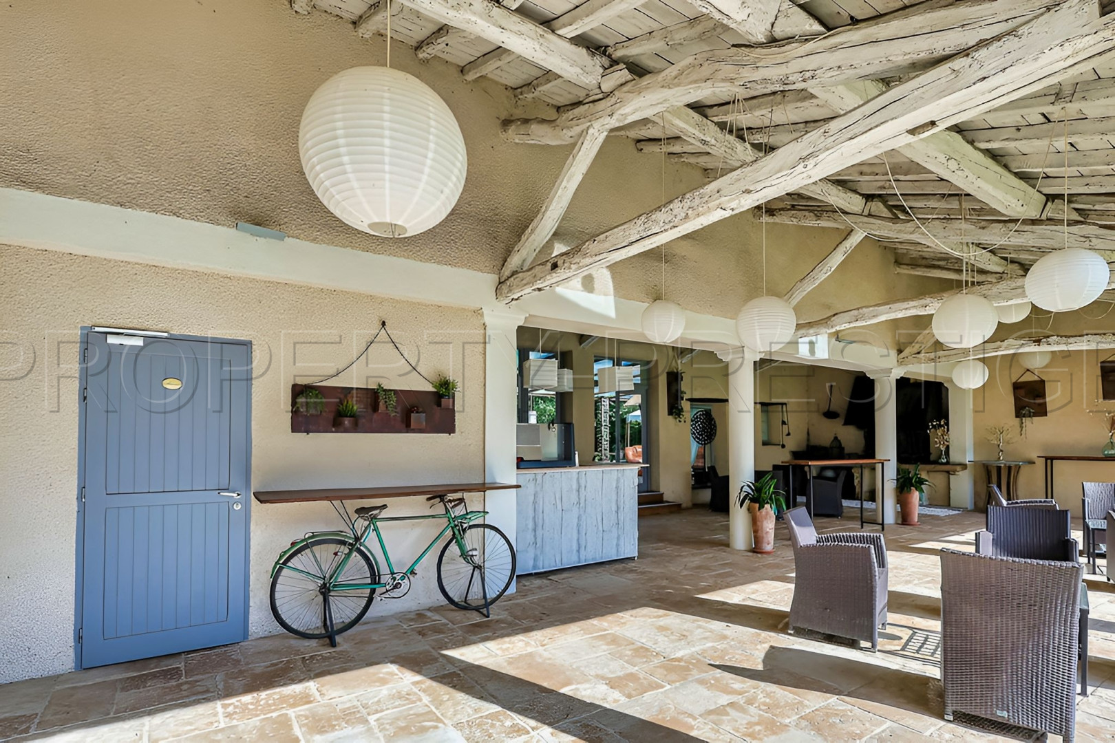 
                                                Vente
                                                 OCCITANIE DOMAINE MARIAGES EVENEMENTIEL 2,8 HA