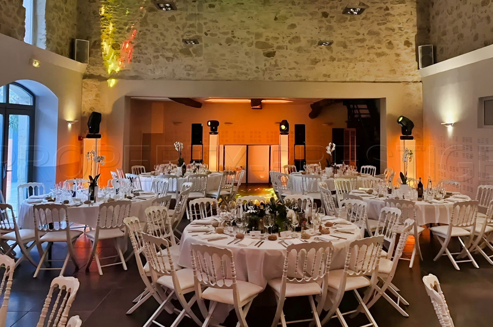 
                                                Vente
                                                 OCCITANIE DOMAINE MARIAGES EVENEMENTIEL 2,8 HA