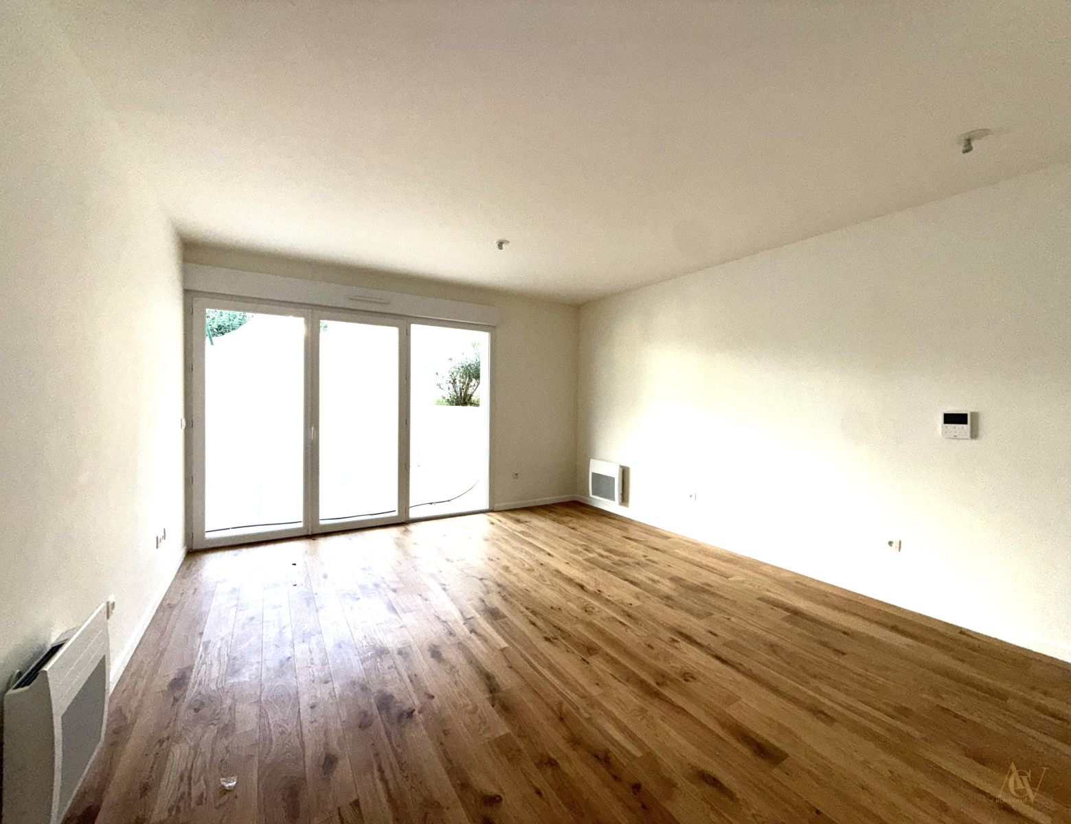 
                                                Vente
                                                 OFFRES EXCLUSIVES pour ce Joli T3 – 64 m² avec Jardin privatif à Cogolin