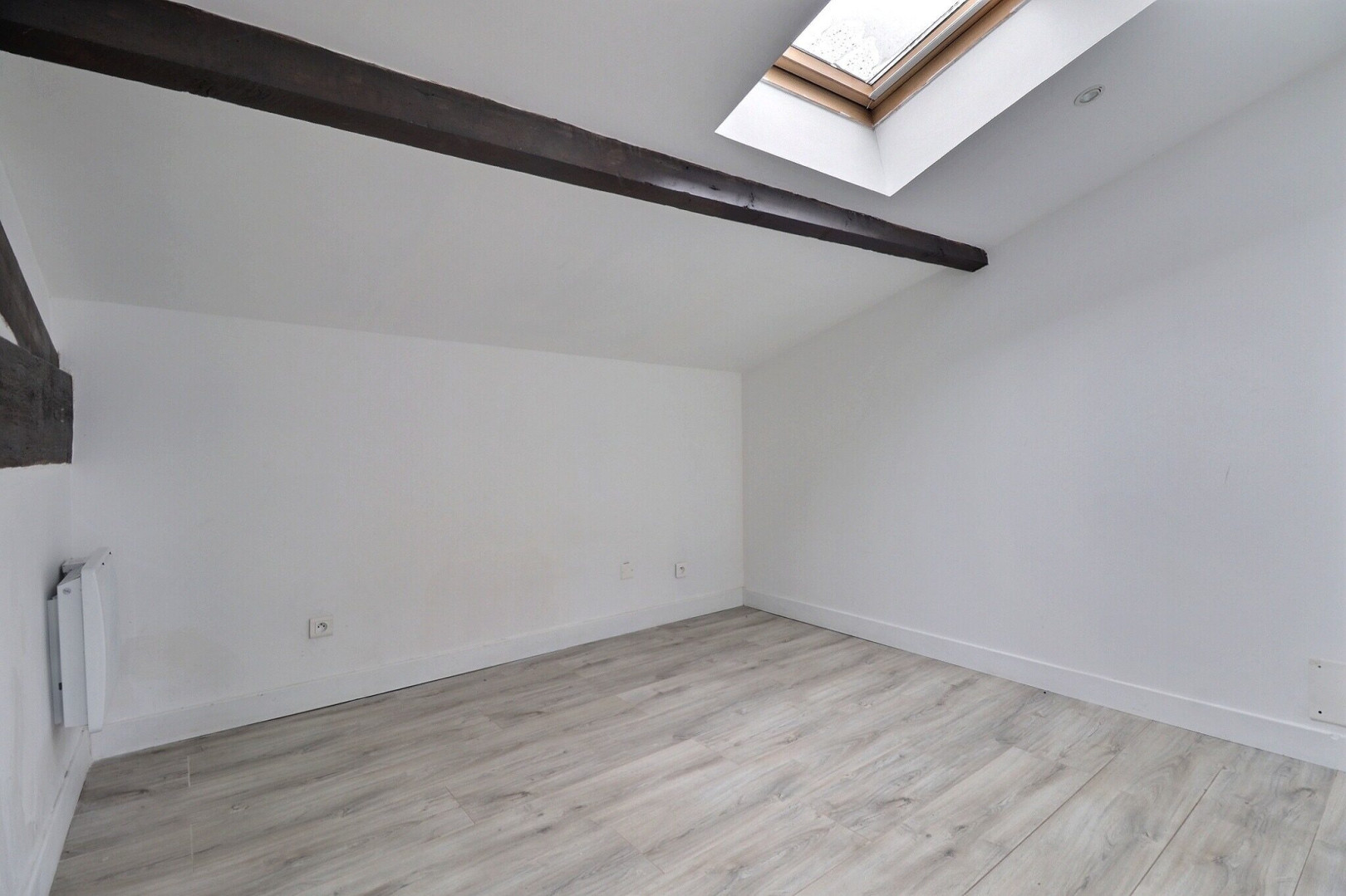 
                                                Vente
                                                 Opportunité à IZON