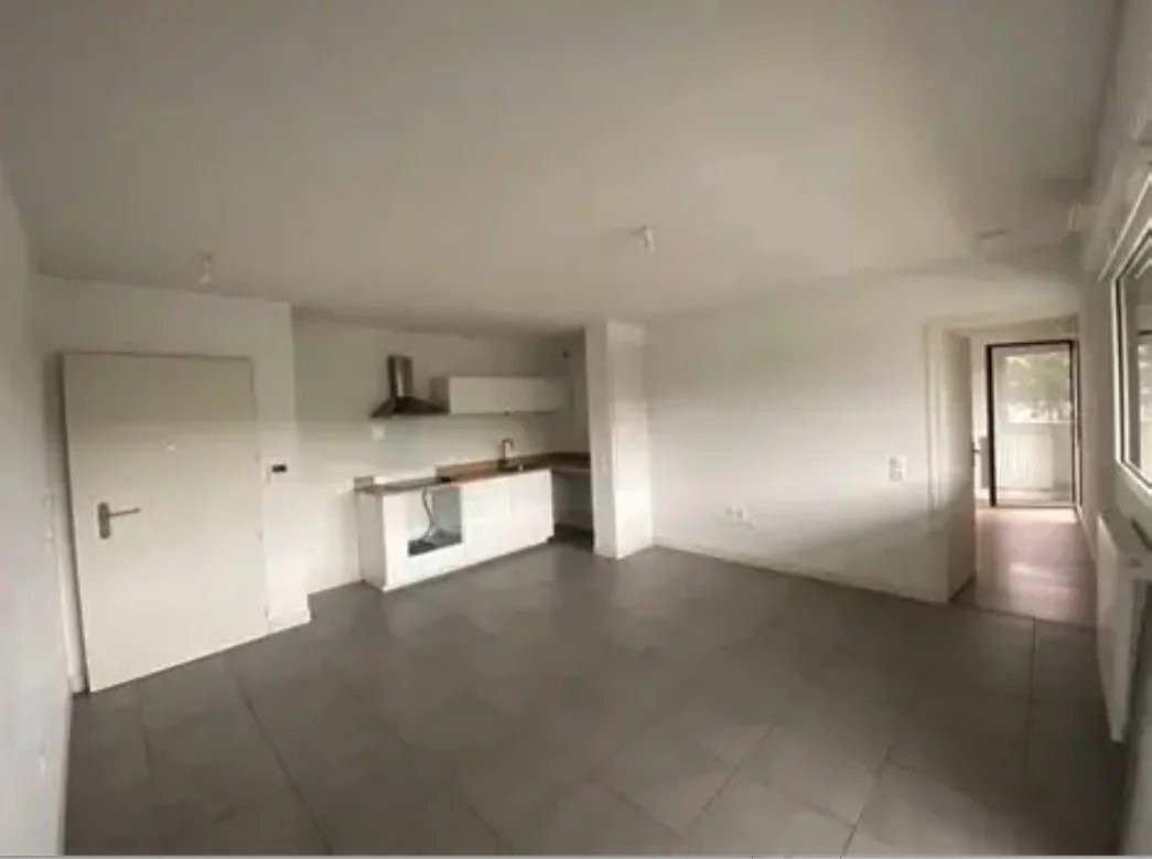 
                                                Vente
                                                 Opportunité à saisir - BORDEAUX Rive Gauche