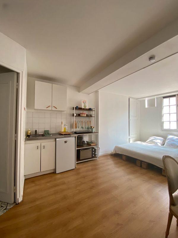 
                                                Location
                                                 Orleans centre