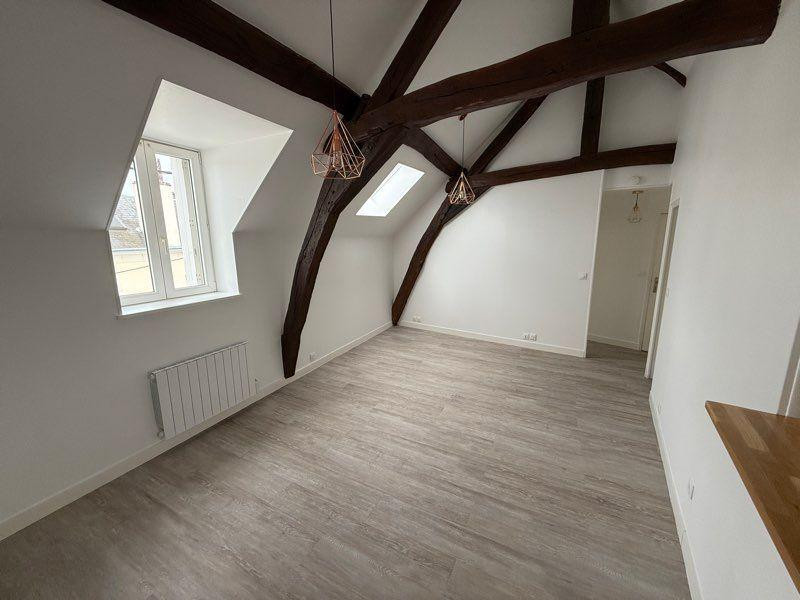 
                                                Location
                                                 ORLEANS F2 42m2 rue de la Bourie Rouge