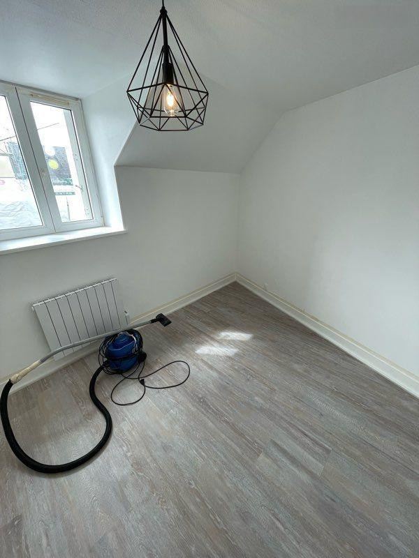 
                                                Location
                                                 ORLEANS F2 42m2 rue de la Bourie Rouge