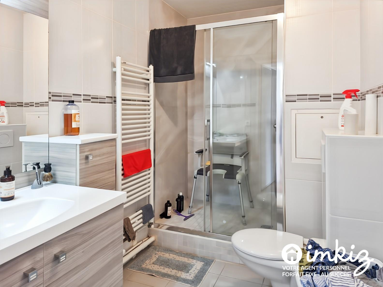 
                                                Vente
                                                 Pantin – 2P 49 m², plafond cathédrale, balcon