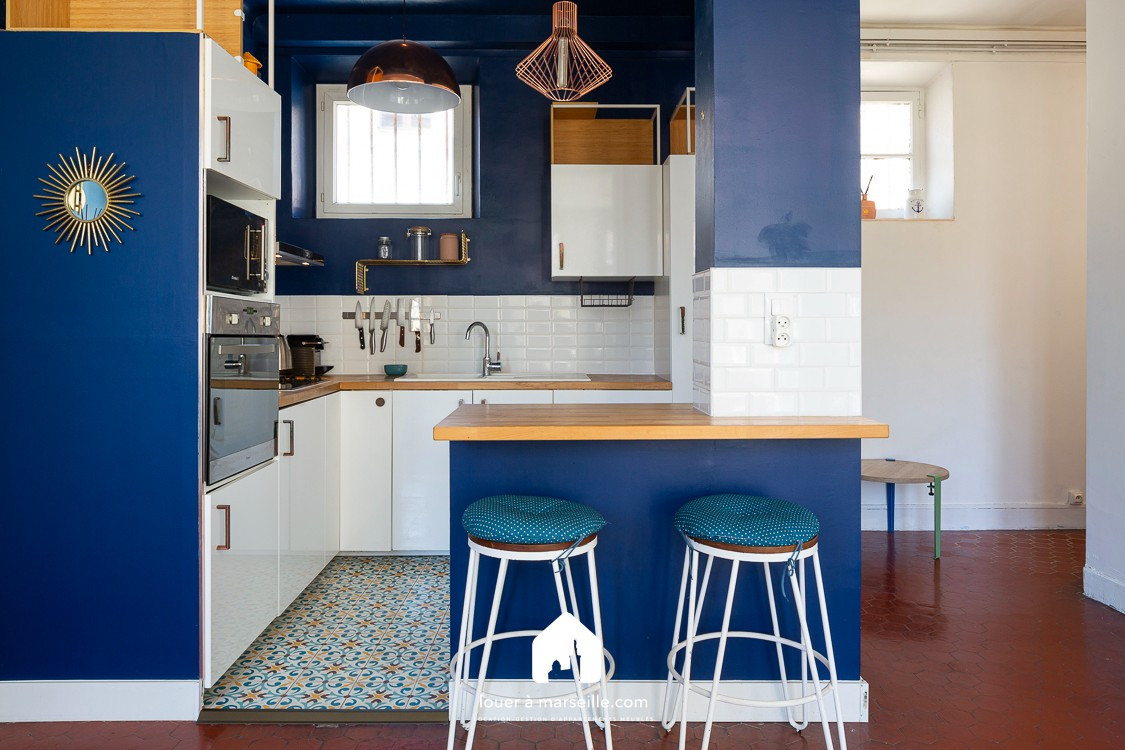 
                                                Location
                                                 Paradise