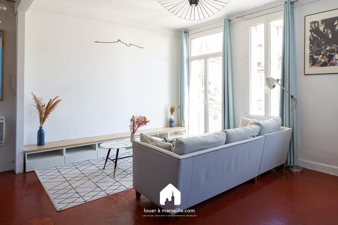 
                                                Location
                                                 Paradise