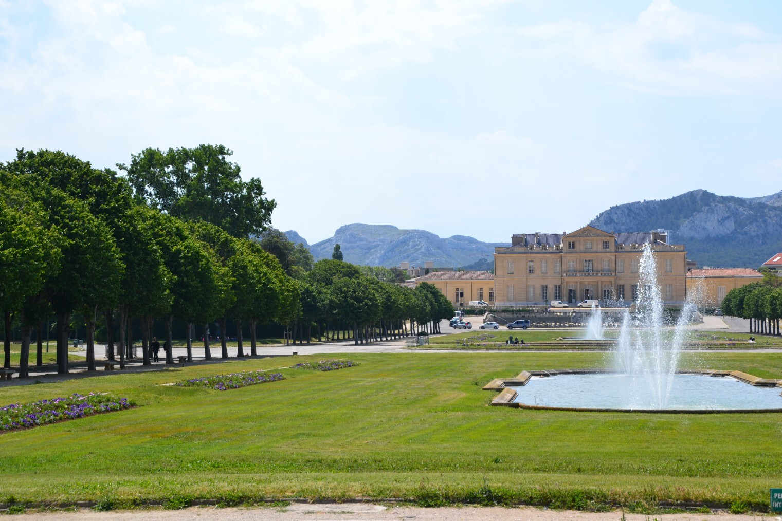 
                                                Location
                                                 Parc Borely