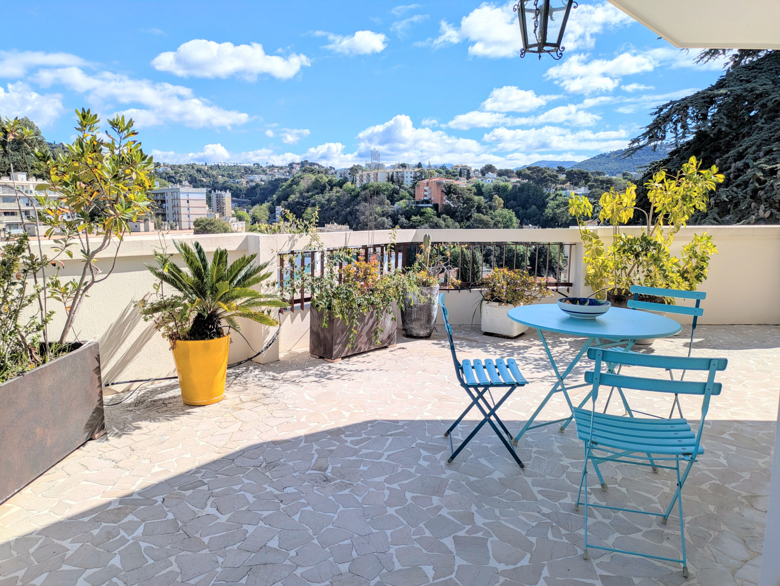 
                                                Vente
                                                 Parc Coromandel 3 pièces Luxe Dernier Etage