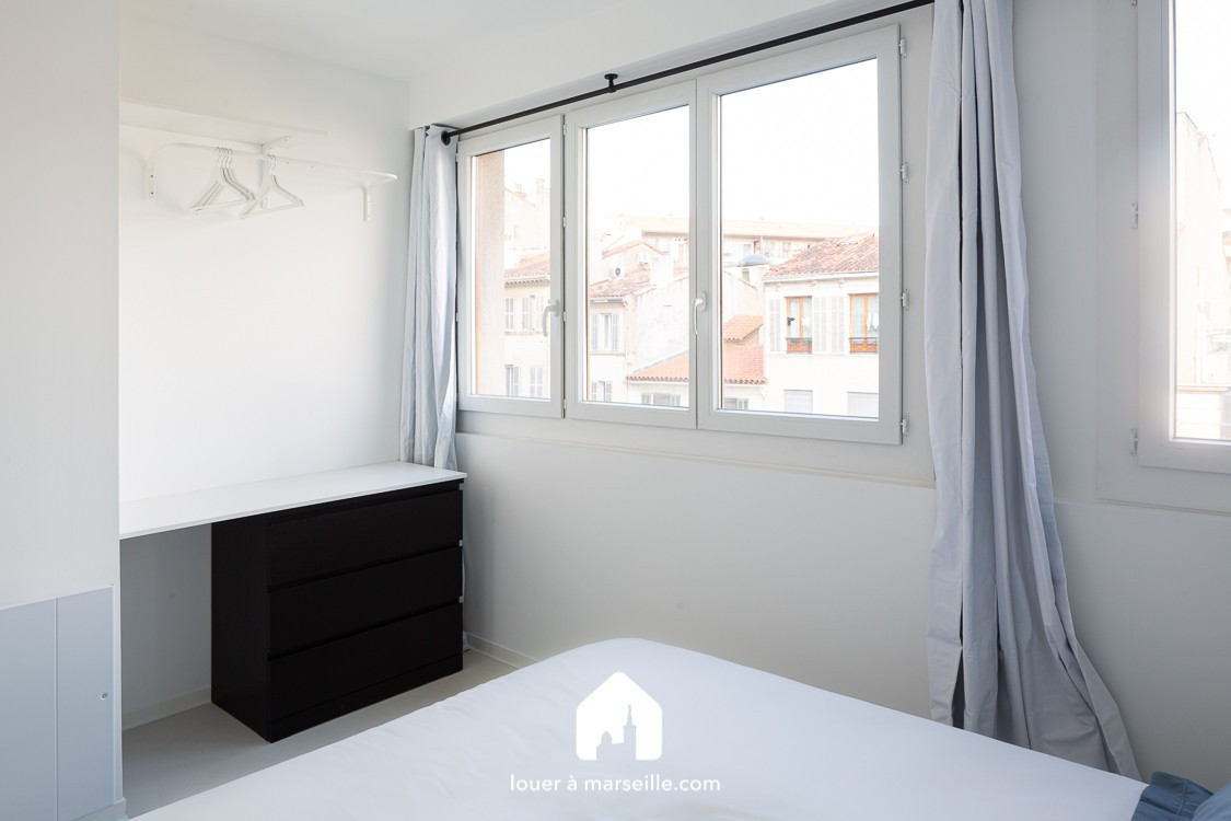 
                                                Location
                                                 PARC DU 26 EME - LAM