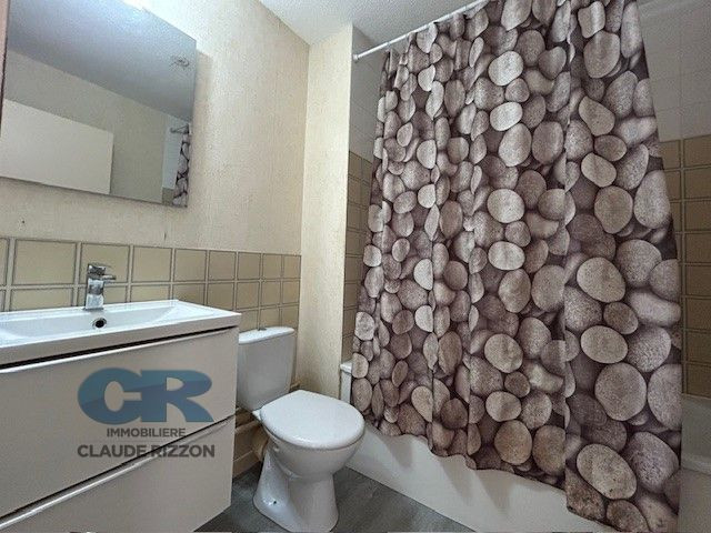 
                                                Vente
                                                 PARC STE MARIE - 2 pièces à vendre